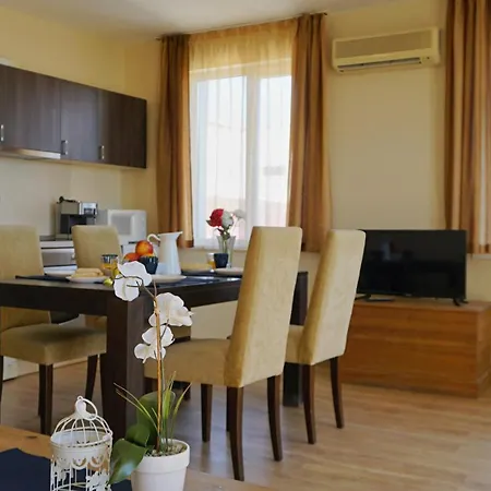 аквамарин - Aquamarine * Golden Sands