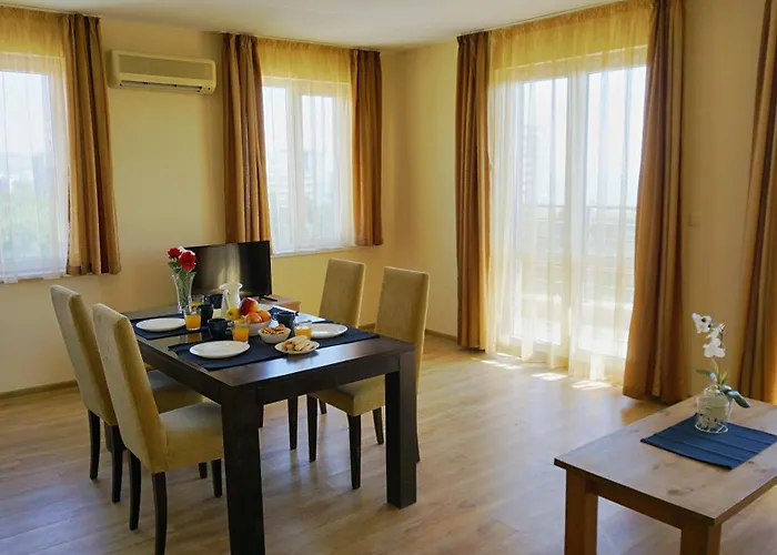 аквамарин - Aquamarine ゴールデンサンド